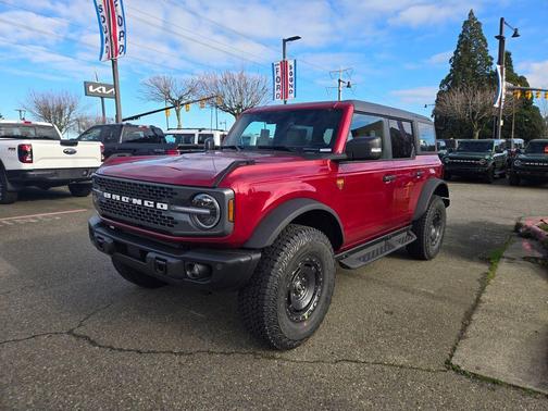 2025 Ford Bronco Badlands