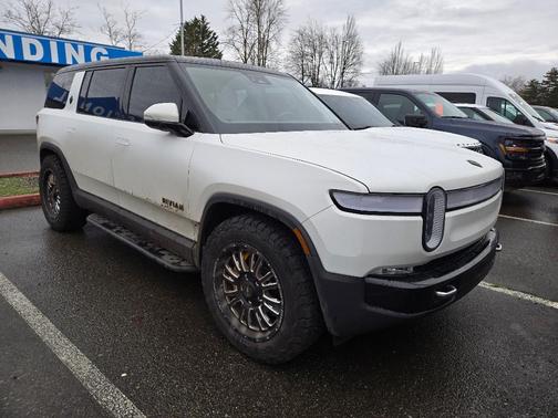 2024 Rivian R1S Adventure Quad Motor Large Pack