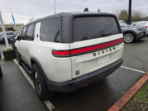 2024 Rivian R1S Adventure Quad Motor Large Pack