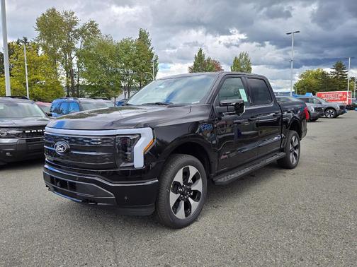 Agate Black Metallic 2025 Ford F-150 Lightning Platinum