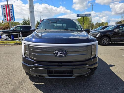 2025 Ford F-150 Lightning LARIAT