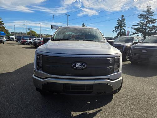 Iconic Silver Metallic 2025 Ford F-150 Lightning Flash