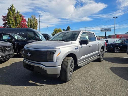 Iconic Silver Metallic 2025 Ford F-150 Lightning Flash