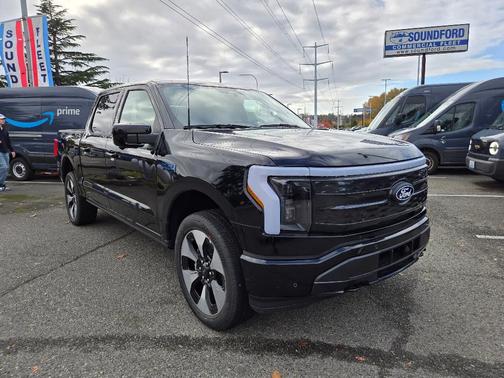 2025 Ford F-150 Lightning Platinum