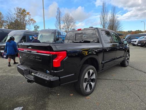 2025 Ford F-150 Lightning Platinum