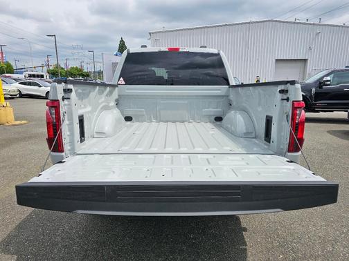 Avalanche 2026 Ford F-150 STX