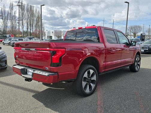 2025 Ford F-150 Lightning Platinum