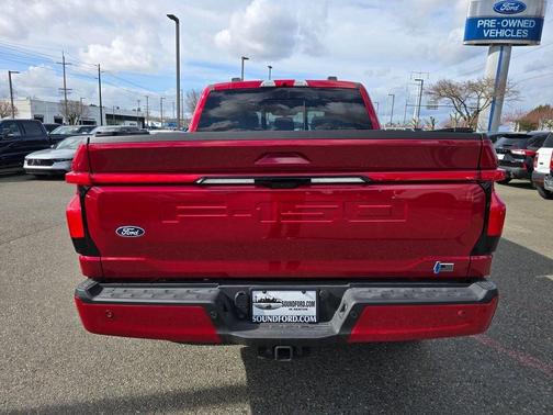 2025 Ford F-150 Lightning Platinum