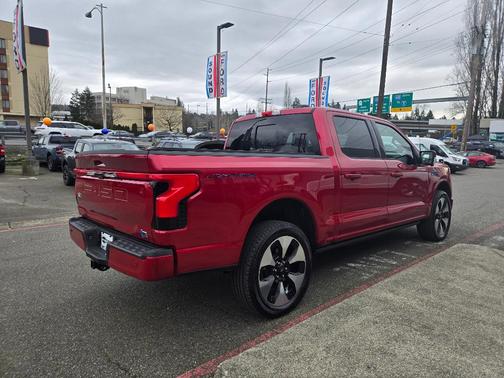 2025 Ford F-150 Lightning Platinum