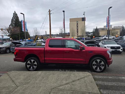 2025 Ford F-150 Lightning Platinum