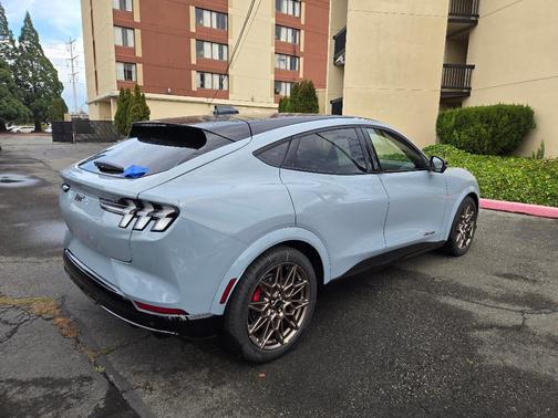 2025 Ford Mustang Mach-E GT