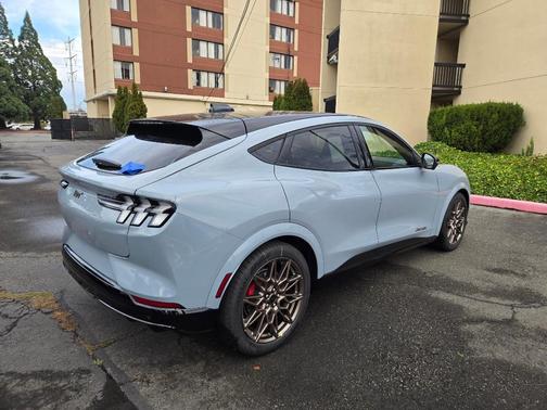 Glacier Gray Metallic 2025 Ford Mustang Mach-E GT