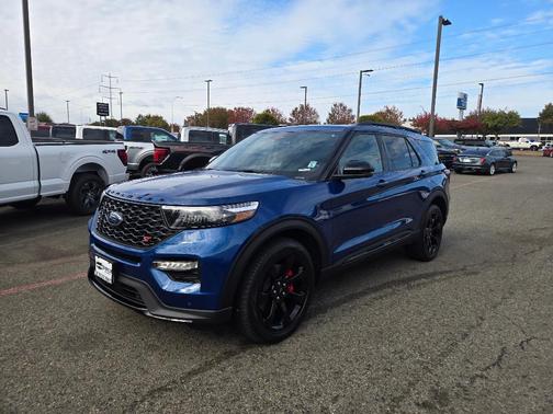 2023 Ford Explorer ST