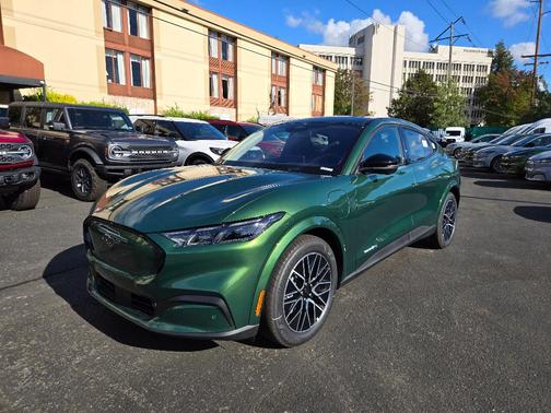 2025 Ford Mustang Mach-E Premium
