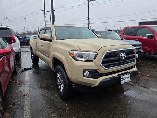 2017 Toyota Tacoma 