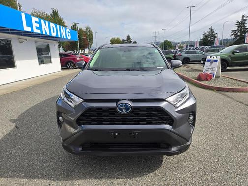 2020 Toyota RAV4 Hybrid XLE