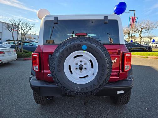2025 Ford Bronco Heritage Edition