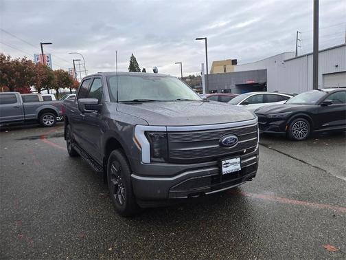 2022 Ford F-150 Lightning LARIAT