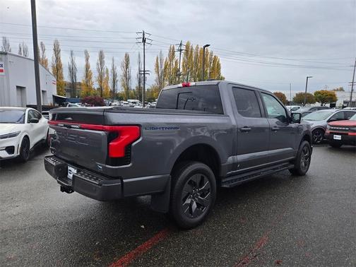 2022 Ford F-150 Lightning LARIAT