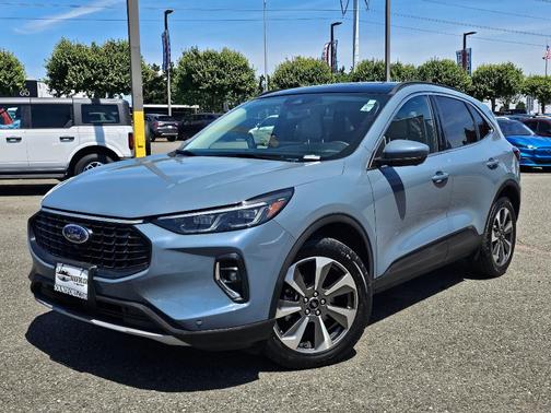 Gray 2023 Ford Escape Platinum