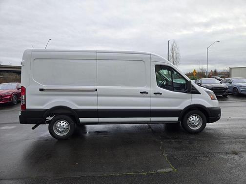 2026 Ford Transit-250 148 WB Medium Roof Cargo
