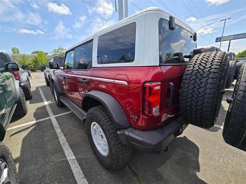 2025 Ford Bronco Heritage Edition