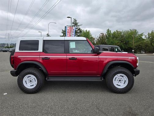 2025 Ford Bronco Heritage Edition