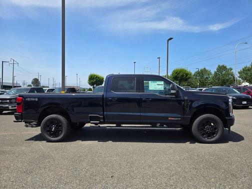 2025 Ford F-350 Lariat Super Duty