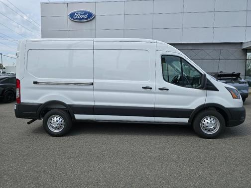 Oxford White 2026 Ford Transit-250 148 WB Medium Roof Cargo