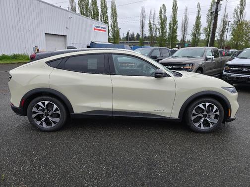 Desert Sand 2026 Ford Mustang Mach-E Select