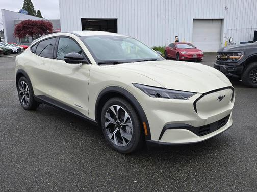 Desert Sand 2026 Ford Mustang Mach-E Select