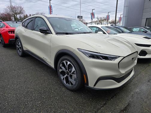 Desert Sand 2026 Ford Mustang Mach-E Select