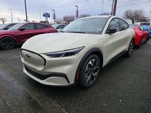 Desert Sand 2026 Ford Mustang Mach-E Select