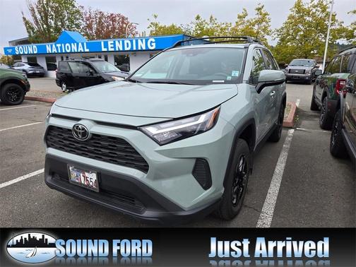 2022 Toyota RAV4 XLE
