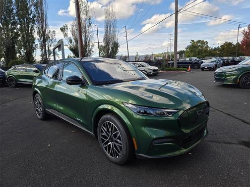 2025 Ford Mustang Mach-E Premium