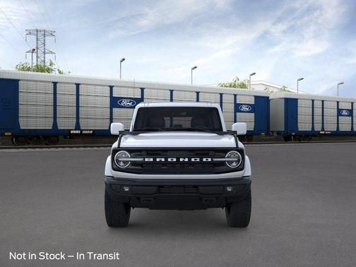 Oxford White 2026 Ford Bronco Outer Banks
