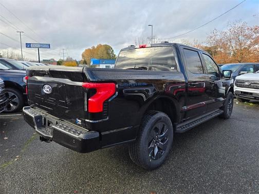 2025 Ford F-150 Lightning Flash