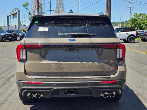 Gray 2026 Ford Explorer ST