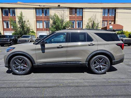 Gray 2026 Ford Explorer ST
