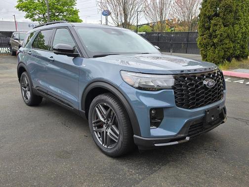 Vapor Blue 2026 Ford Explorer ST-Line