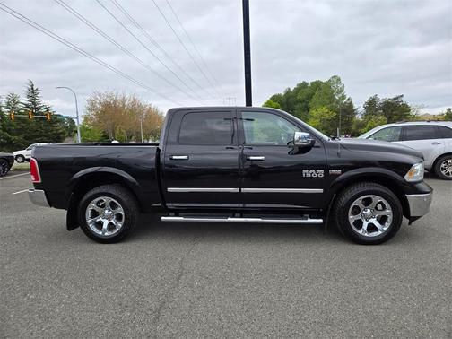 2015 RAM 1500 Laramie