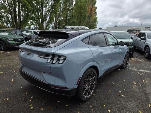 2025 Ford Mustang Mach-E GT