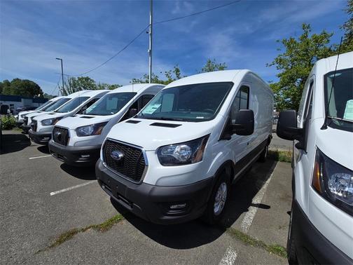 2025 Ford Transit-250 148 WB Medium Roof Cargo