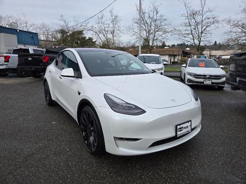 2023 Tesla Model Y Performance