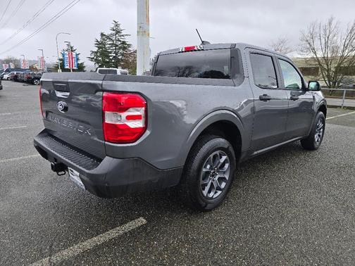 Carbonized Gray Metallic 2025 Ford Maverick XLT