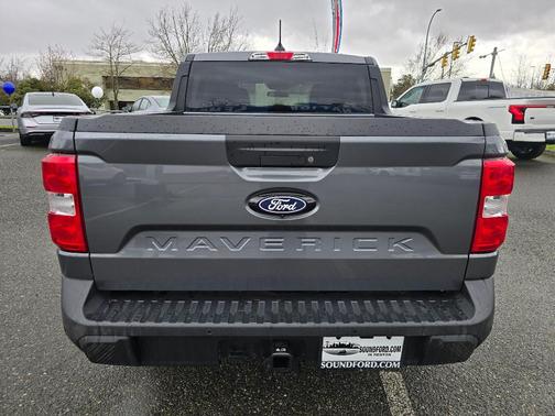 Carbonized Gray Metallic 2025 Ford Maverick XLT