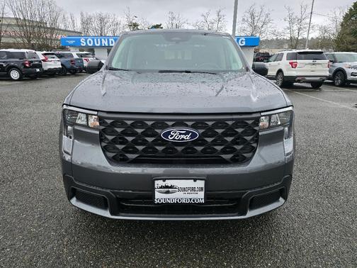 Carbonized Gray Metallic 2025 Ford Maverick XLT