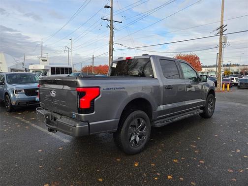 2024 Ford F-150 Lightning XLT