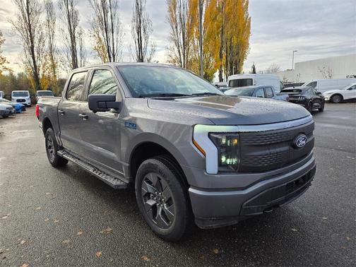 2024 Ford F-150 Lightning XLT