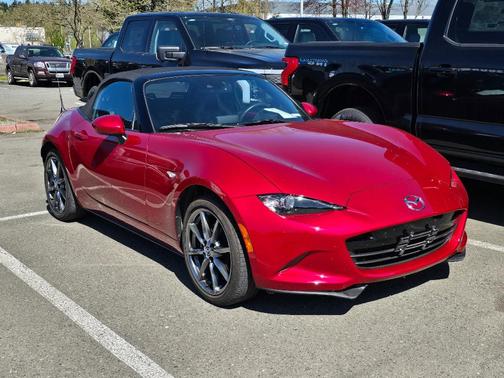 Soul Red 2016 Mazda MX-5 Miata Grand Touring